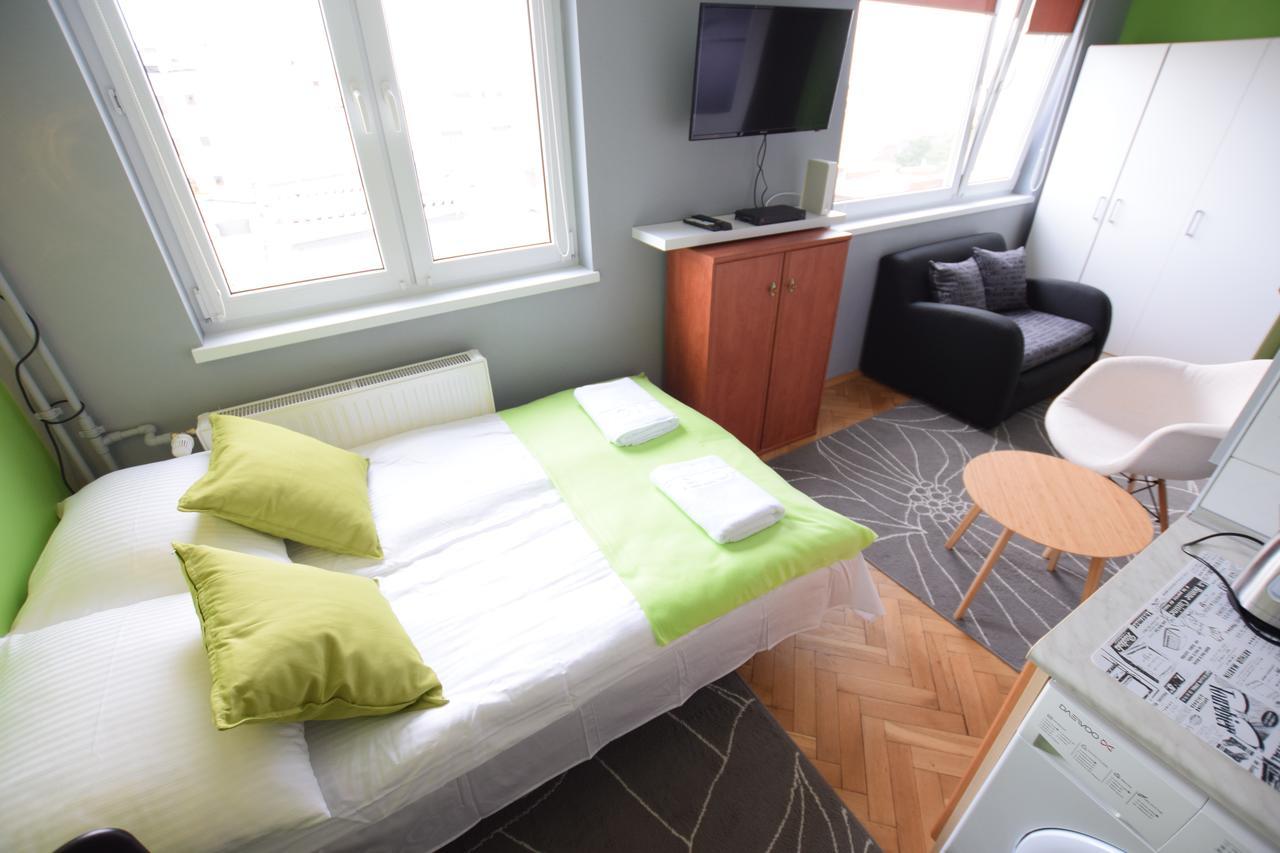 Elegant Apartment Chmielna Promenade Warsawa Bagian luar foto
